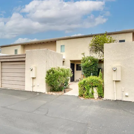 Pet-Friendly Tucson Townhome With Pool Access!-3